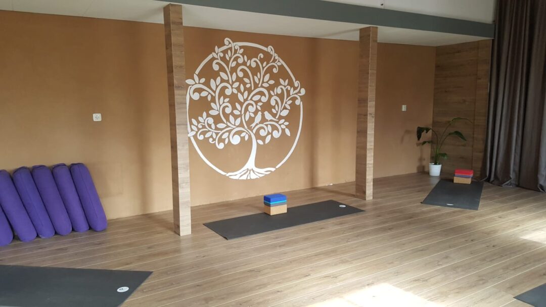 Yoga studio met leem